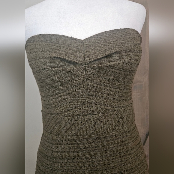 TRINA TURK Cora Strapless Tweed Sheath Dress. Olive. Size 2 NWT - Picture 5 of 16